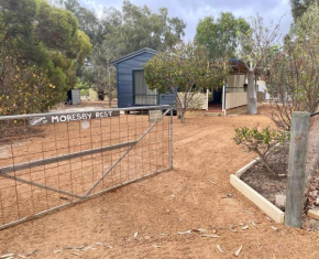 Cosy Cottage in Geraldton - 